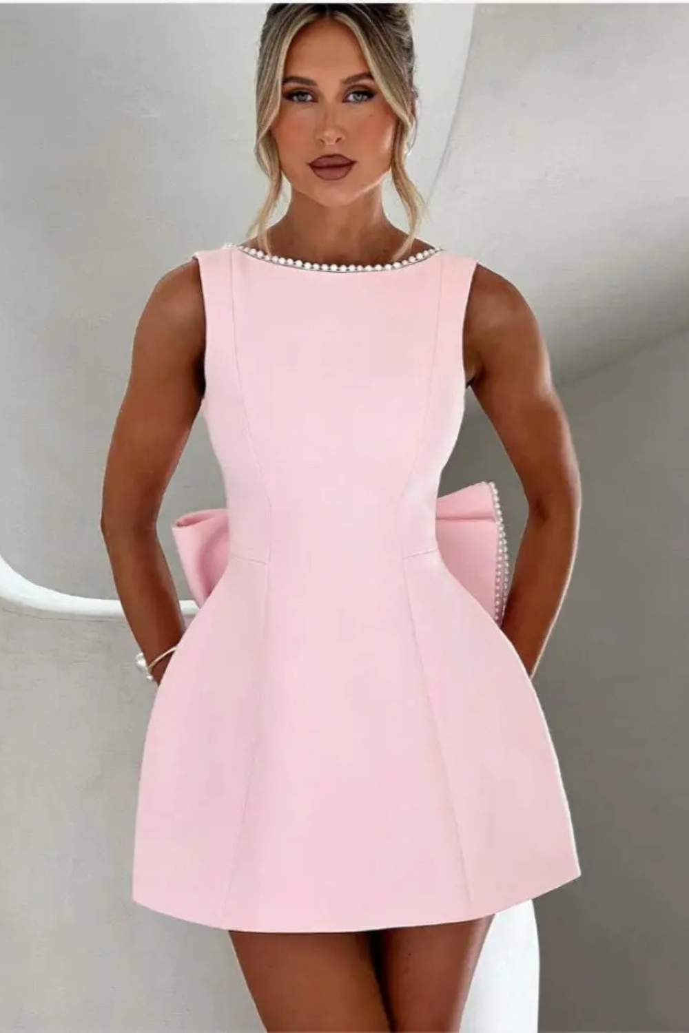 Women's Chic Pearl Detail Party Dress