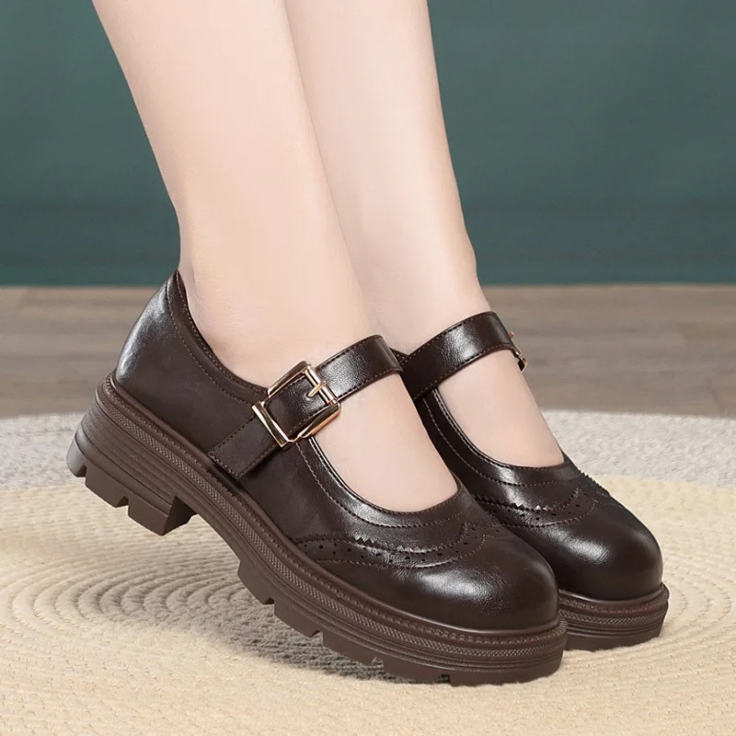Women's Retro Leather Brogue Mary Jane Shoes